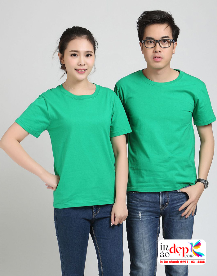 áo cổ tròn mầu xanh lá