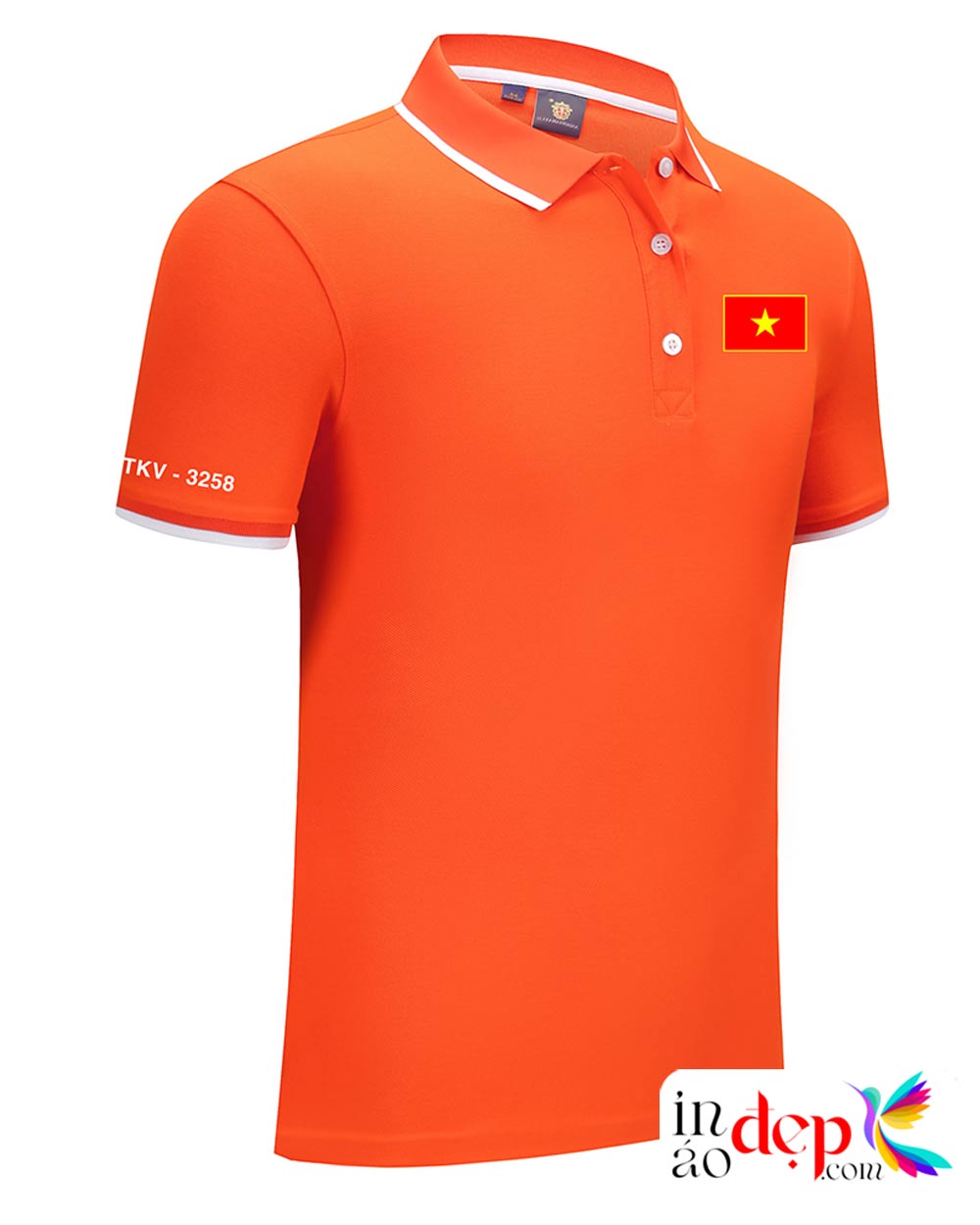 In áo phông màu cam in hình lá cờ đỏ cùng TKV-3258