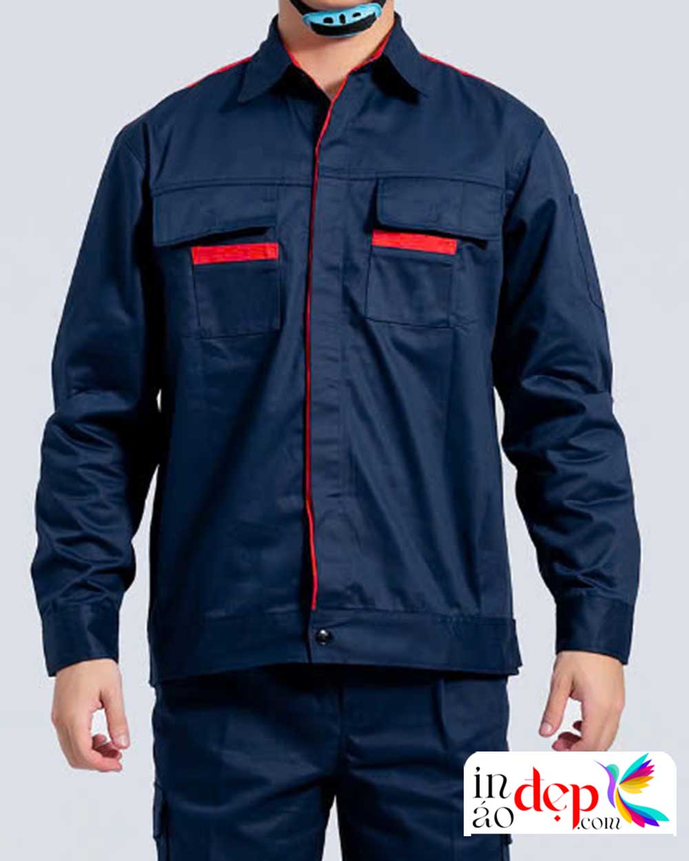 In đồng phục bảo hộ Nguyễn Trãi